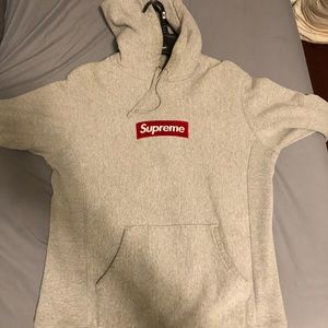Supreme Box Logo Hoodie in Grey